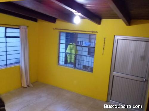 Arriendo departamento barrio Quito Norte 