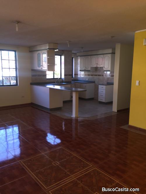 Departamento de arriendo al Norte de Quito por la Av. occidental 