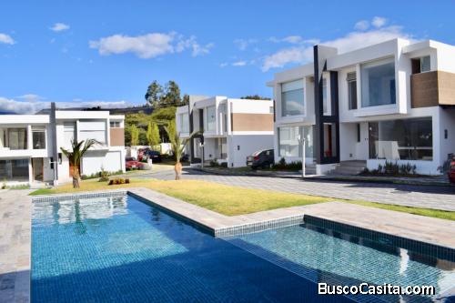 Casa en La Provenza - Tumbaco