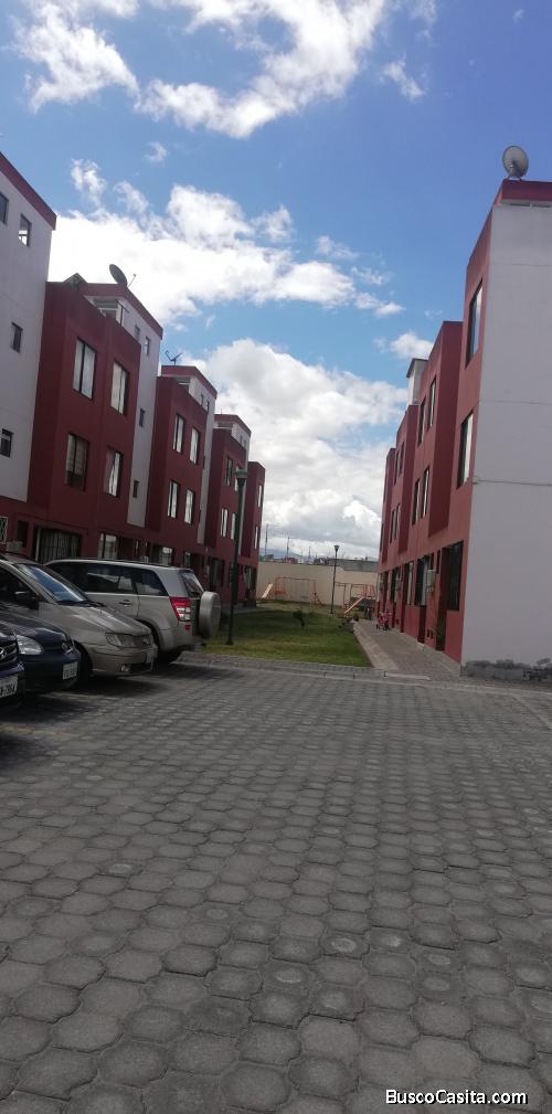 Vendo de Oportunidad Casa en Calderon