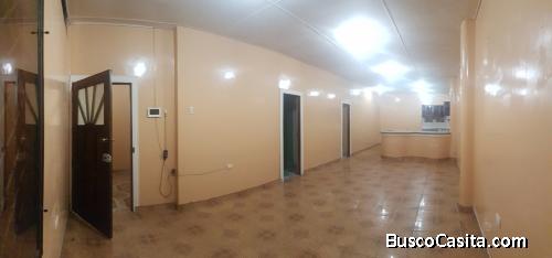 En Alquiler Amplia y Confortable Casa - La Libertad