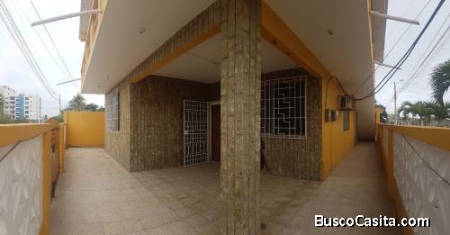 En Alquiler Amplio Departamento Independiente a 5 Minutos de La Playa