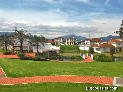 alle de los Chillos, Urbanización cerrada,Santa Clara, áreas comunales espectaculares