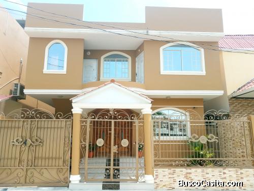 Alquiler de Dpto. Urb. La Delicia diagonal al C.c El Dorado