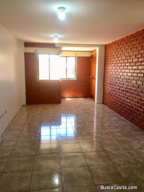 Departamento en renta $220. Sector Super Aki Narancay