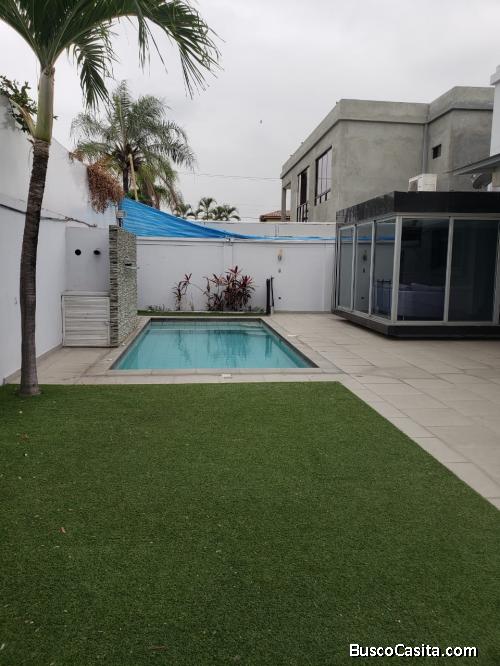 VENDO CASA 3 DORMITORIOS VIA SAMBORONDÓN PRIMEROS KILOMETROS