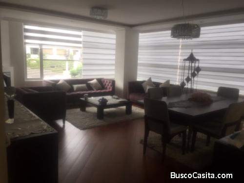 Hermoso departamento, practicamente nuevo,  ubicado en zona residencial y exclusiva de Quito 