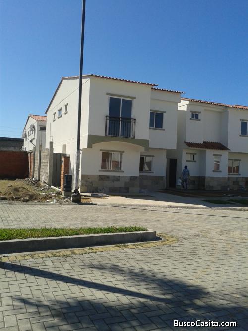 Se alquila hermosa casa en Urbanización Logare