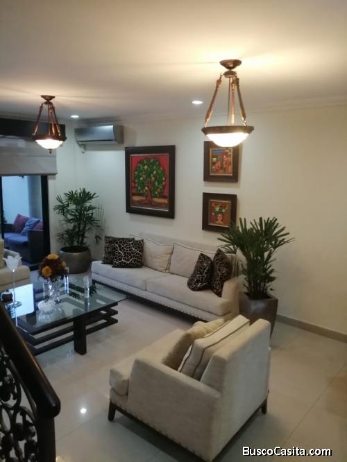 ALQUILER DE CASA  3 DORMITORIOS VÍA SAMBORONDÓN KM 7,5 