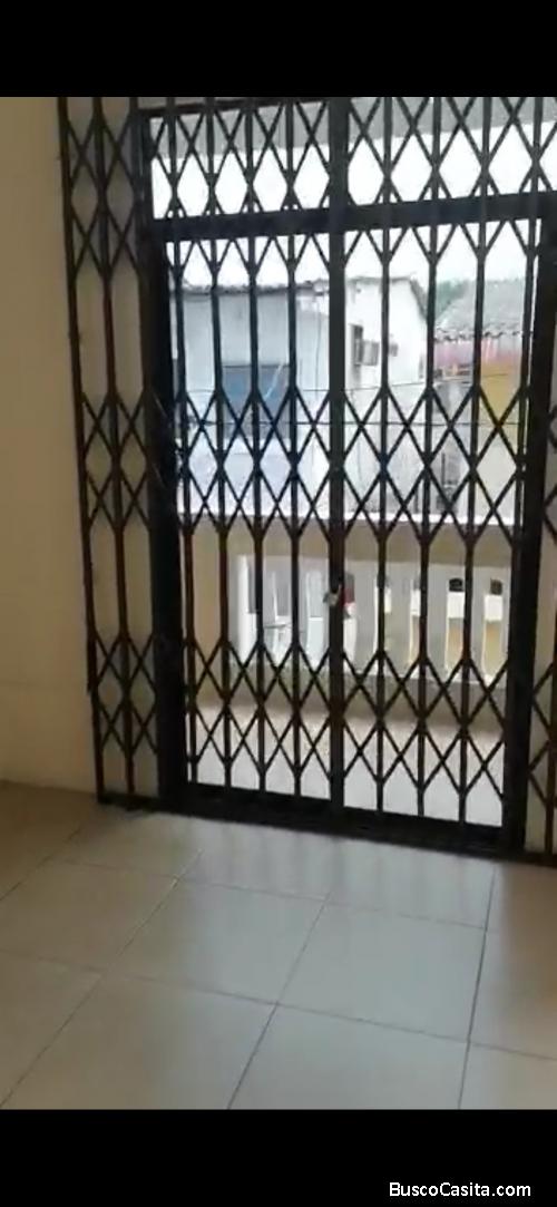 DEPARTAMENTO URDESA NORTE POR IGLESIA SAN GREGORIO