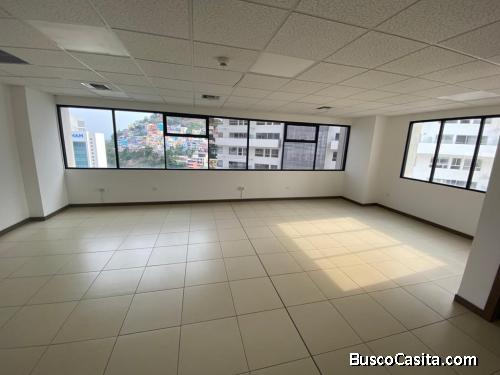 ALQUILER DE OFICINA 52 MTS2 SECTOR PUERTO SANTA ANA EDIFICIO CORPORATIVO