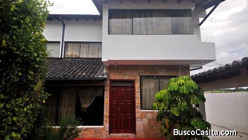AL MEJOR PRECIO CASA HERMOSA 