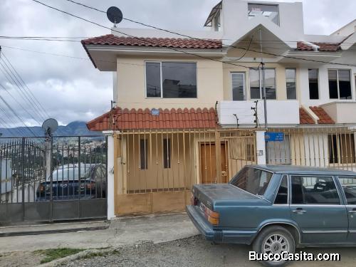 CASA ECONÓMICA DE VENTA EN SAMANA, CERCA LA TERMINAL 