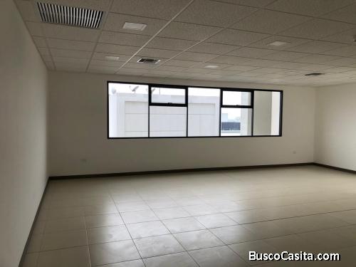 VENDO OFICINA COMERCIAL 65 MTS2  SECTOR PUERTO SANTA ANA 