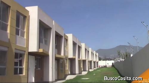 Se vende casa en conjunto exclusivo de la Mitad del Mundo.