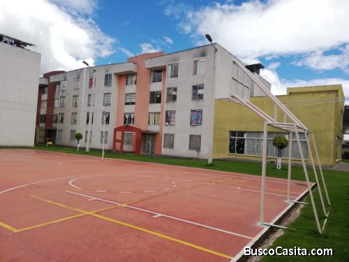 VENDO DEPARTAMENTO SECTOR LA BRETAÑA AL SUR DE QUITO
