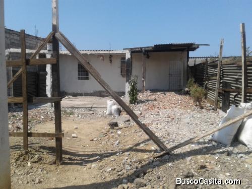 SE VENDE TERRENO MAS CASA EN CONSTRUCION NUEVA VILLAMIL PLAYAS
