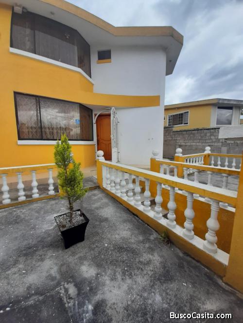 VENDO LINDA CASA DE 4 DORMITORIOS EN EL CONJ.HABITACIONAL COLIBRI 2 VALLE DE LOS CHILLOS