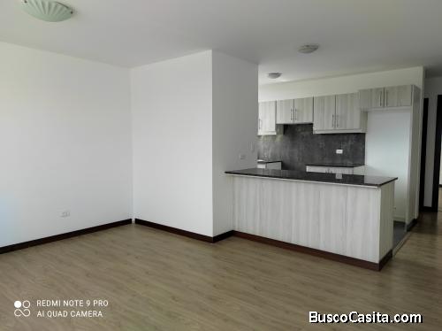 Venta suite sin muebles La Floresta - Centro norte