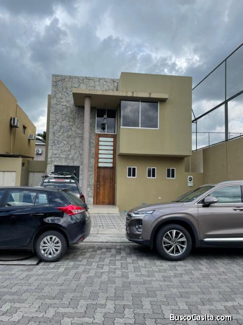 Alquiler de casa en vía a la costa cerca del colegio LOGOS