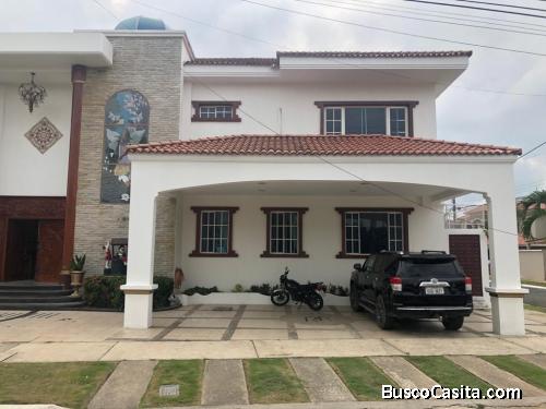 ALQUILO CASA AMOBLADA EN URBANIZACION SANTA MARIA CASA GRANDE