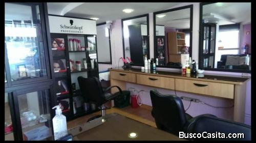 LOCAL DE ARRIENDO PARA PELUQUERIA CON MUEBLERIA SECTOR LA CAROLINA