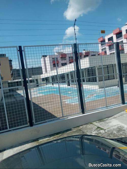 ARRIENDO PATIO CON OFICINAS SECTOR NORTE DE QUITO