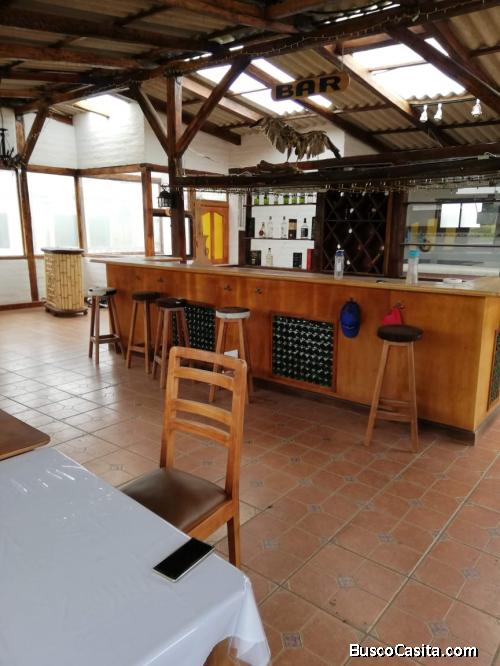 HACIENDA CAYAMBE 25 HECTARIAS 