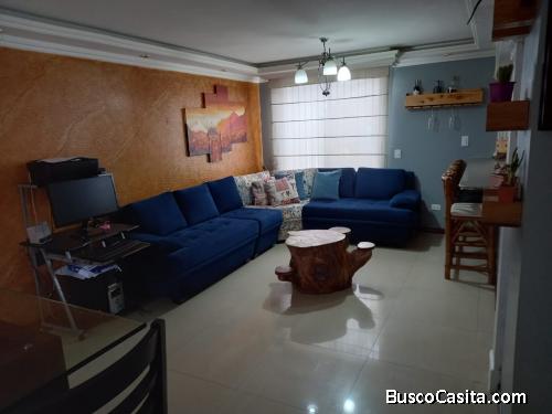VENTA CASA EN CALDERÓN, COLLAS
