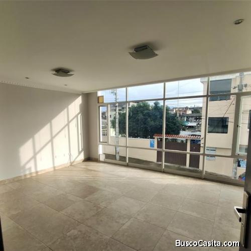 Hermoso Departamento Edificio Aurora - Conocoto