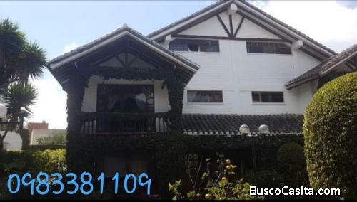 HERMOSA CASA CON AREAS VERDES SECTOR NORTE DE QUITO