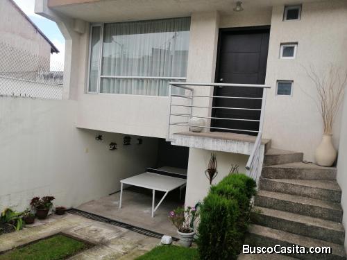 CASA EN VENTA QUITO