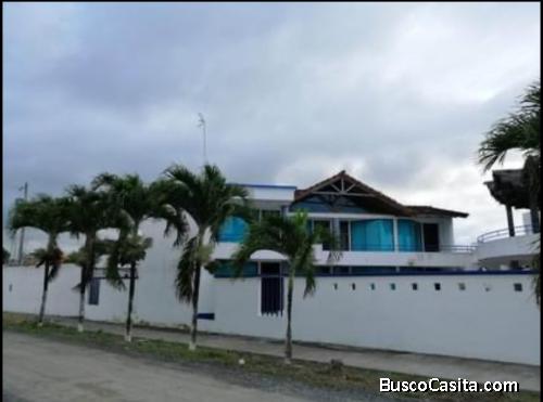 Venta hermosa Hosteria en Tonsupa