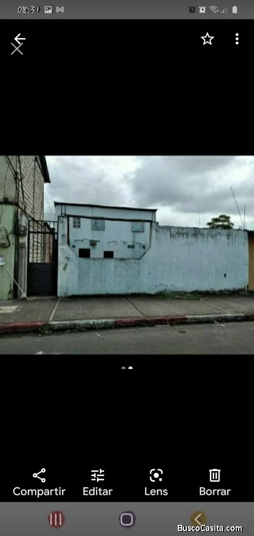 Casa y terreno de venta en Esmeraldas 