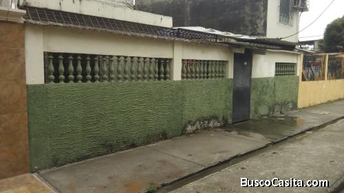 Vendo Villa en Cdla Martha de Roldos - Guayaquil
