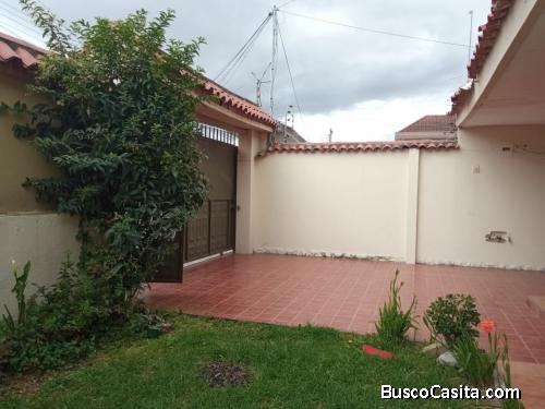 DE OPORTUNIDAD VENDO VLLA En CUENCA