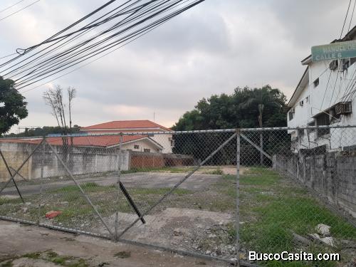 Vendo terreno urdesa central