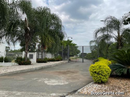 TERRENO COMERCIAL 420 MTS2 VIA A LA COSTA KM 11 1/2