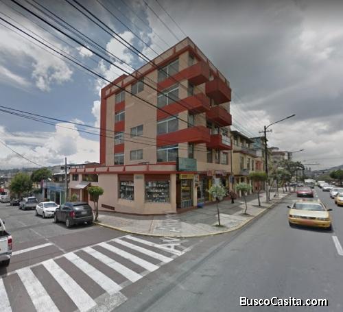 Edificio comercial en renta sector Av. América