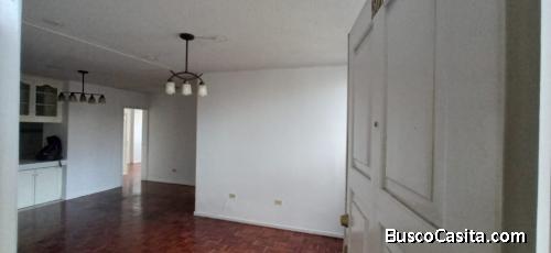 Departamento de Arriendo en La Shyris y Rio Coca