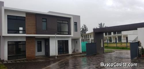 Se vende casa de 3 dormitorios en la Armenia 