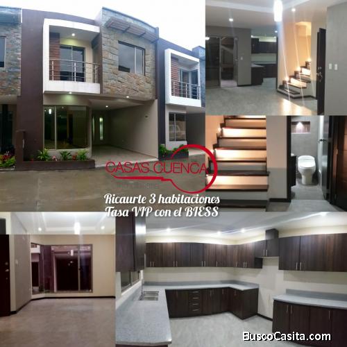 Hermosa casa dentro de condominio en Ricaurte