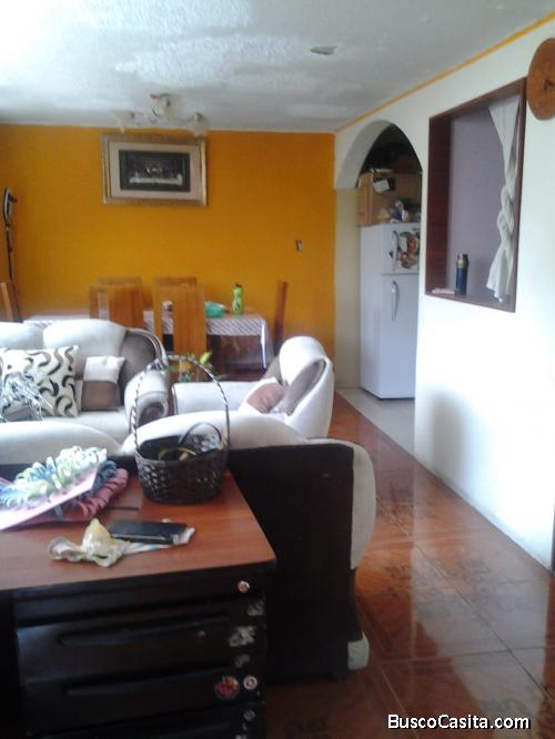 Casa en el Norte de Quito. Rentera