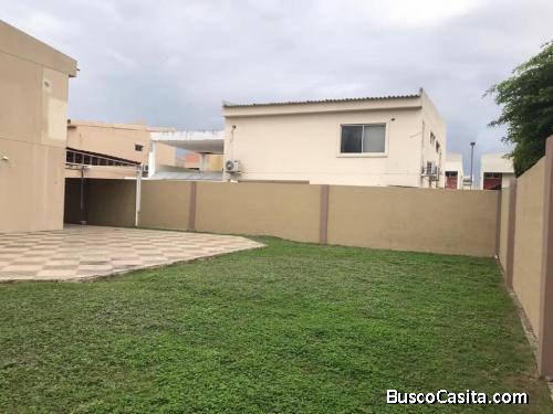 VENDO CASA 4 DORMITORIOS VIA A LA COSTA, BELOHORIZONTE 