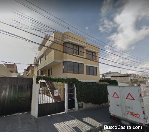 Departamento en renta de 2 dormitorios sector la Kennedy 