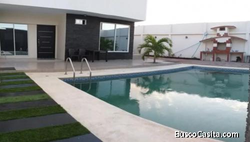 CASA VACACIONAL EN VENTA PLAYAS DE SAN JACINTO MANABI