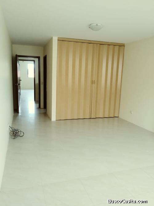 ALQUILO CASA EN CIUDAD CELESTE