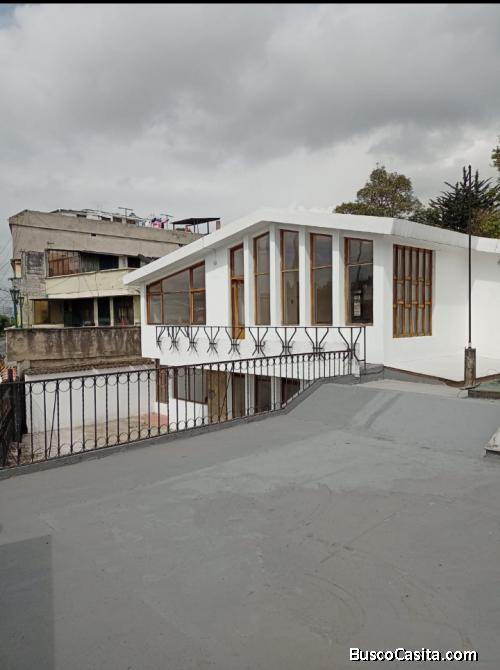 CASA INDEPENDIENTE DE ARRIENDO SECTOR NORTE QUITO