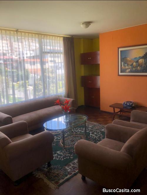 DEPARTAMENTO AMOBLADO DE 3 DORMITORIOS SECTOR LA REPÚBLICA