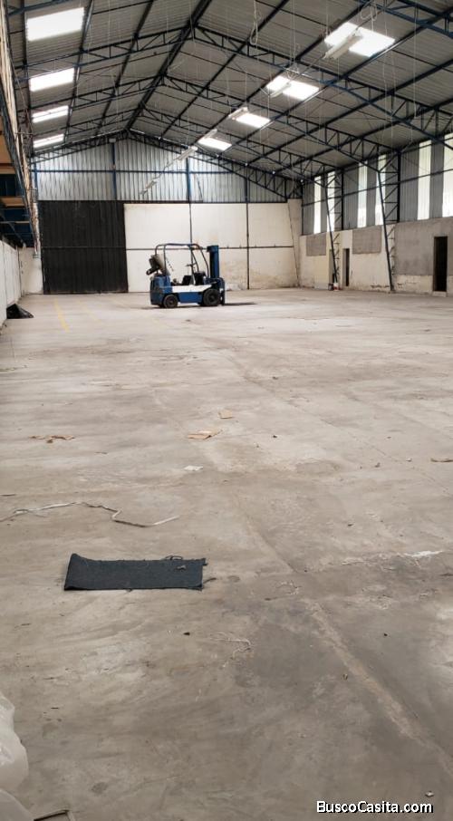 ARRIENDO GALPÓN SECTOR SAN RAFAEL